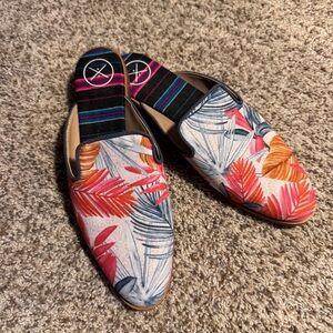 Anthropologie Inkkas Frida Floral Tropical Mules - 7